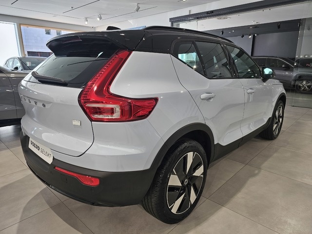 Volvo XC40 Eléctrico Single Extended Recharge Core 185 kW (252 CV) Vehículo usado en Las Palmas - 4