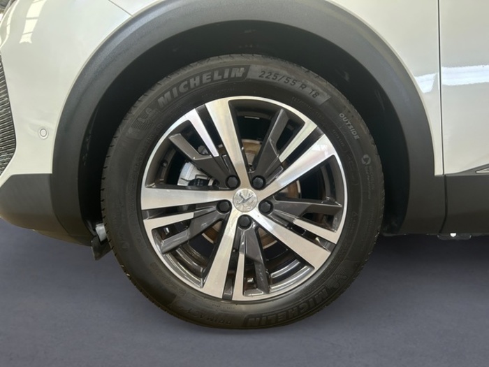 Peugeot 3008 BlueHDi 130 S&S Roadtrip EAT8 96 kW (130 CV) Vehículo usado en Las Palmas - 9 Peugeot 3008 BlueHDi 130 S&S Roadtrip EAT8 96 kW (130 CV) Vehículo usado en Las Palmas - 9