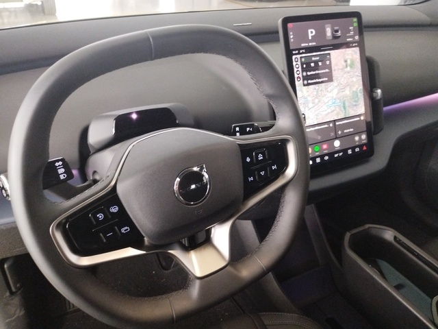 Volvo EX30 Single Motor Plus Auto 200 kW (272 CV) Vehículo usado en Las Palmas - 2