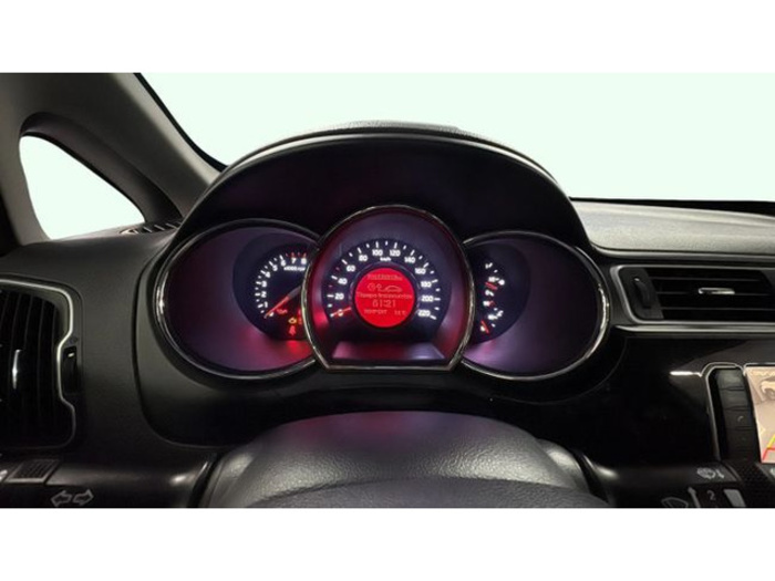 KiaRio 1.2 CVVT Concept 62 kW (84 CV) Vehículo usado en Barcelona - 12 KiaRio 1.2 CVVT Concept 62 kW (84 CV) Vehículo usado en Barcelona - 12