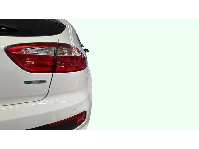 KiaRio 1.2 CVVT Concept 62 kW (84 CV) Vehículo usado en Barcelona - 17