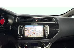 Kia Rio 1.2 CVVT Concept 62 kW (84 CV)