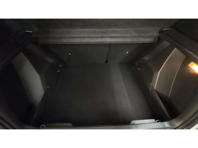 Peugeot2008 PureTech 100 S&S Allure Pack 75 kW (100 CV) Vehículo usado en Barcelona - 16