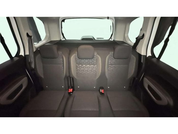 PeugeotRifter PureTech 110 Active Standard 81 kW (110 CV) Vehículo usado en Barcelona - 8 PeugeotRifter PureTech 110 Active Standard 81 kW (110 CV) Vehículo usado en Barcelona - 8