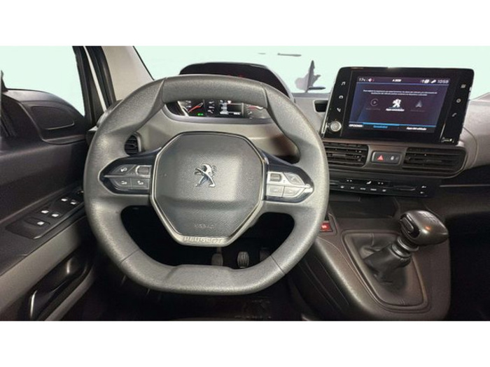 PeugeotRifter PureTech 110 Active Standard 81 kW (110 CV) Vehículo usado en Barcelona - 12 PeugeotRifter PureTech 110 Active Standard 81 kW (110 CV) Vehículo usado en Barcelona - 12