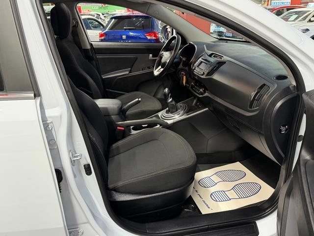 KiaSportage 1.6 GDI Concept 4x2 99 kW (135 CV) Vehículo usado en Barcelona - 6