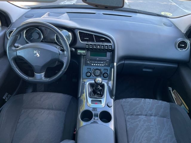 Peugeot3008 2.0 HDI FAP Sport Pack 110 kW (150 CV) Vehículo usado en Barcelona - 14