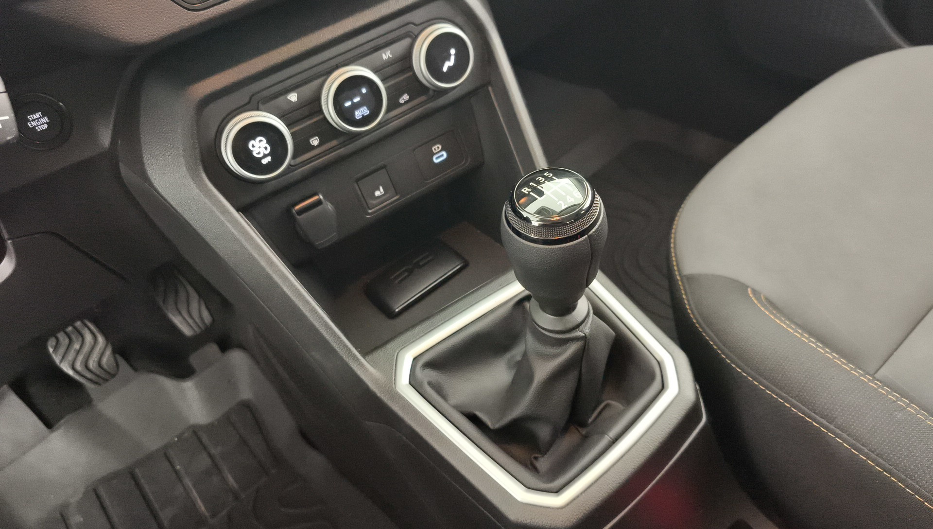 Dacia Sandero Stepway Extreme Go ECO-G 74 kW (101 CV) - 24