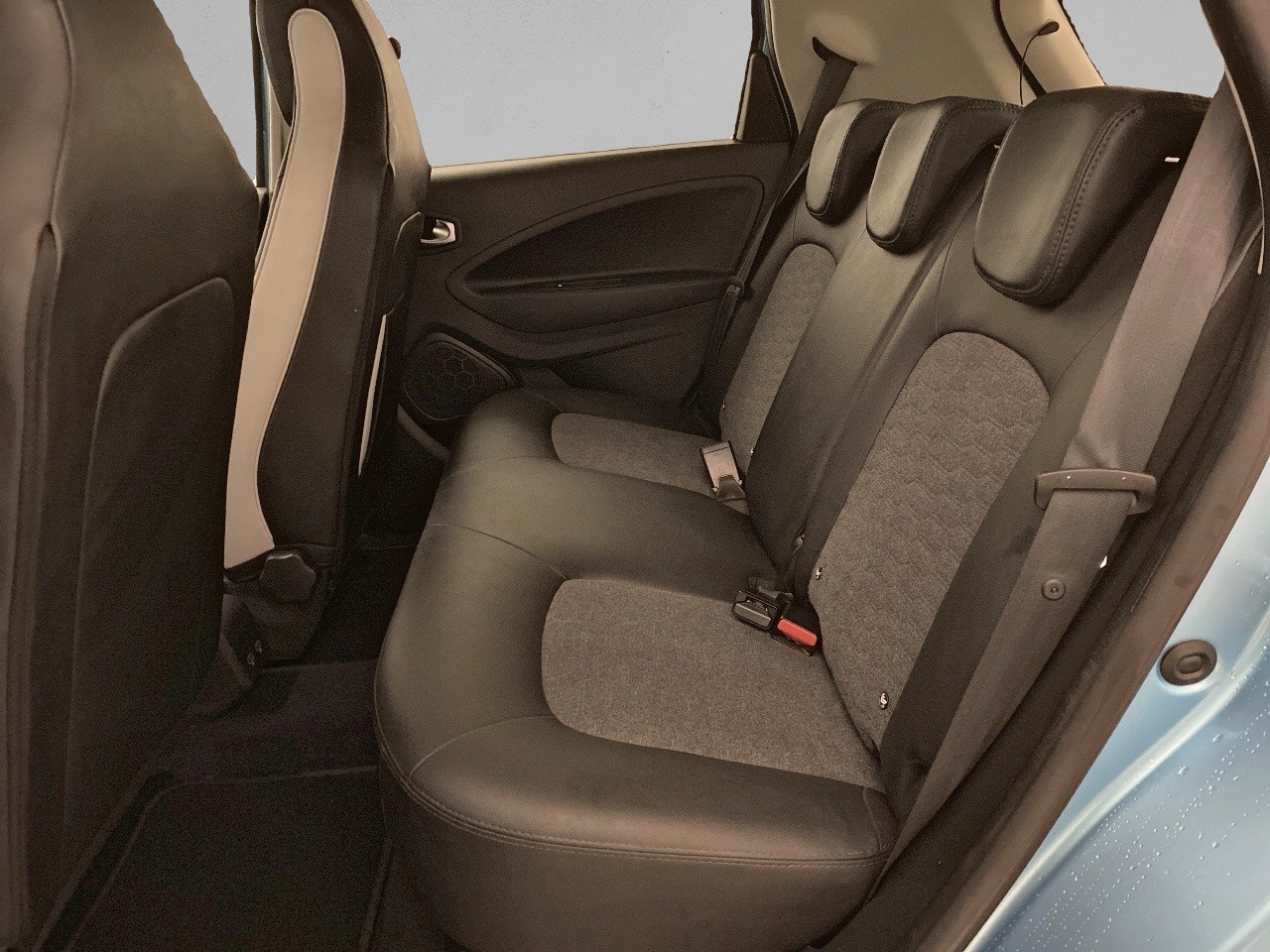 Renault Zoe Zen R135 50kWh Bateria 99 kW (135 CV) - 9