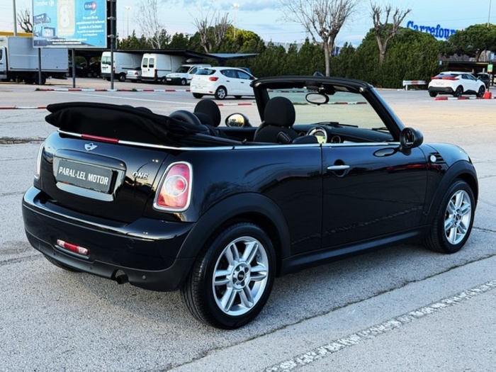 MINIMINI Cabrio One 72 kW (98 CV) Vehículo usado en Barcelona - 13 MINIMINI Cabrio One 72 kW (98 CV) Vehículo usado en Barcelona - 13