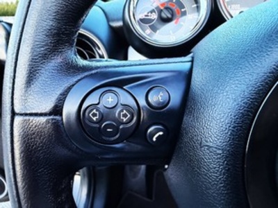 MINI MINI Cabrio One 72 kW (98 CV) MINI MINI Cabrio One 72 kW (98 CV)