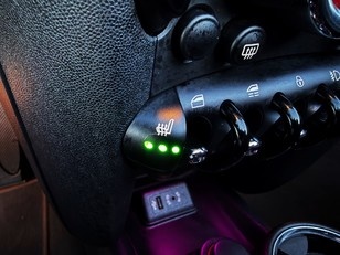 MINI MINI Cabrio One 72 kW (98 CV)