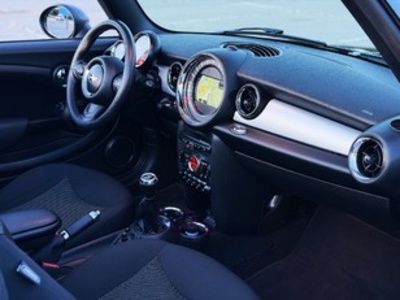 MINI MINI Cabrio One 72 kW (98 CV) MINI MINI Cabrio One 72 kW (98 CV)