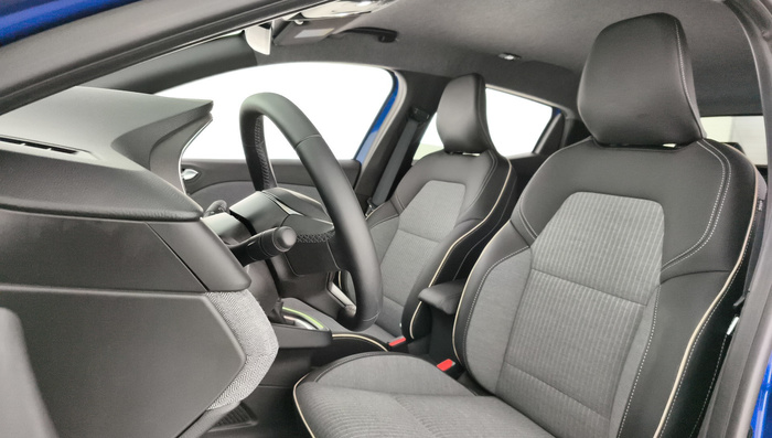 Renault Clio Eco-G 100 GLP Evolution 74 kW (100 CV) - 12 Renault Clio Eco-G 100 GLP Evolution 74 kW (100 CV) - 12