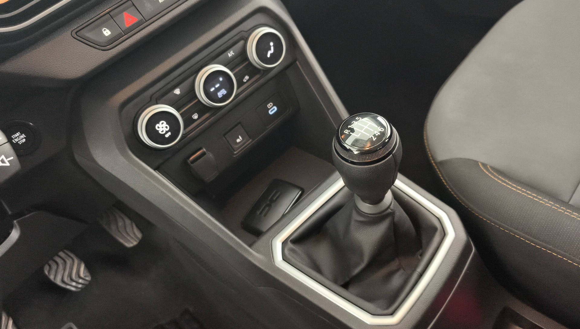 Dacia Sandero Stepway Extreme Go ECO-G 74 kW (101 CV) - 25