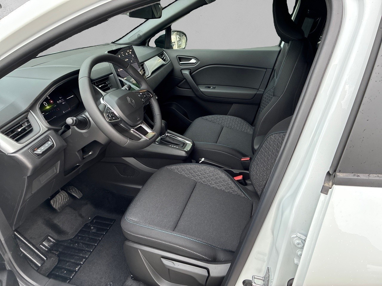 Renault Captur Evolution TCE 160 Mild Hybrid 118 kW (160 CV) EDC - 4