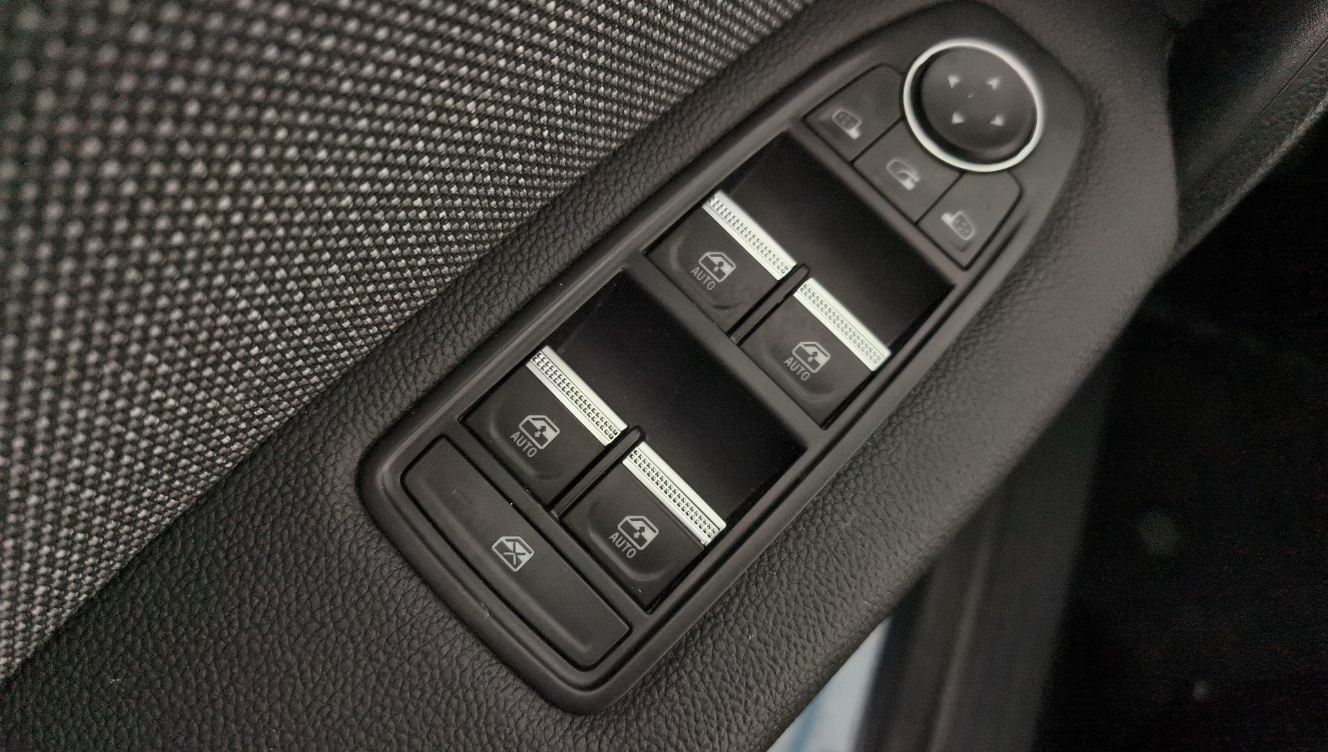 Renault Symbioz Techno E-Tech full hybrid 107 kW (145 CV) - 25