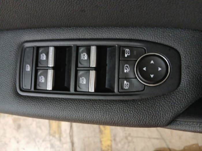 Renault Captur TCe 140 Micro Híbrido Fast Track 103 kW (140 CV) - 17 Renault Captur TCe 140 Micro Híbrido Fast Track 103 kW (140 CV) - 17