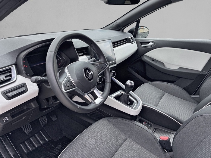 Renault Clio Techno TCe 74 kW (100 CV) GLP - 8 Renault Clio Techno TCe 74 kW (100 CV) GLP - 8