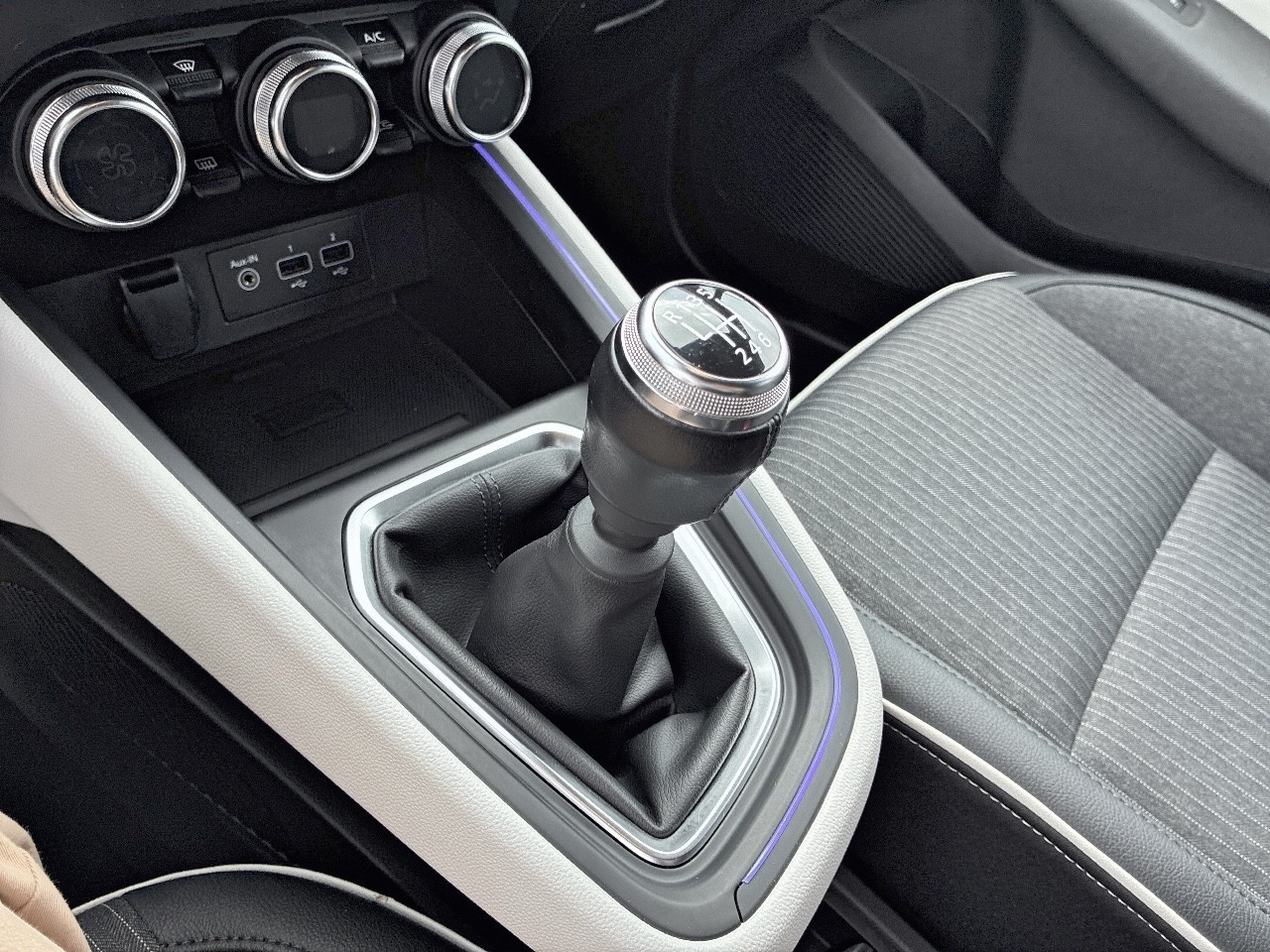 Renault Clio Techno TCe 74 kW (100 CV) GLP - 11