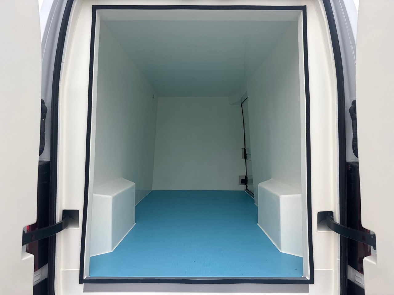 Renault Master Furgon L3H2 3500 Blue dCi 110 kW (150 CV) - 12