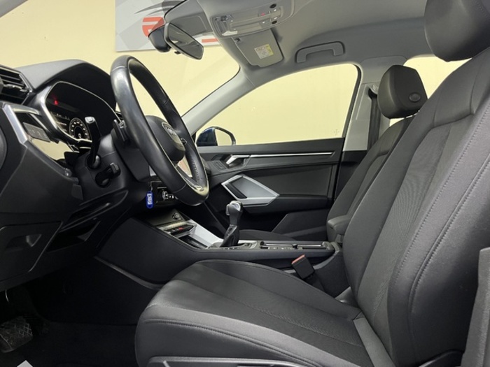 AudiQ3 Advanced 35 TDI 110 kW (150 CV) S tronic Vehículo usado en Barcelona - 9 AudiQ3 Advanced 35 TDI 110 kW (150 CV) S tronic Vehículo usado en Barcelona - 9