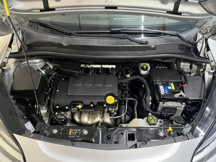 OpelCorsa 1.4 GLP Design Line 66 kW (90 CV) Vehículo usado en Barcelona - 27 OpelCorsa 1.4 GLP Design Line 66 kW (90 CV) Vehículo usado en Barcelona - 27