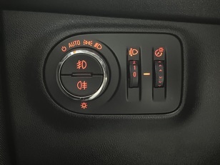 Opel Corsa 1.4 GLP Design Line 66 kW (90 CV)