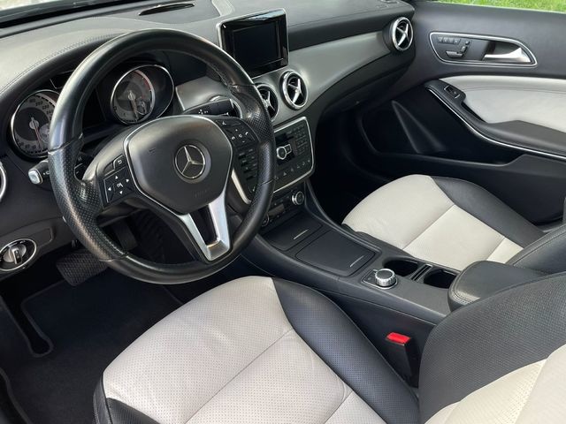 Mercedes-BenzGLA 250 4Matic Urban 155 kW (211 CV) Vehículo usado en Barcelona - 2