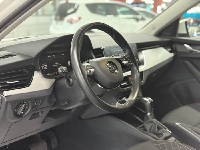 SkodaKamiq 1.0 TSI Ambition DSG 81 kW (110 CV) Vehículo usado en Barcelona - 10 SkodaKamiq 1.0 TSI Ambition DSG 81 kW (110 CV) Vehículo usado en Barcelona - 10