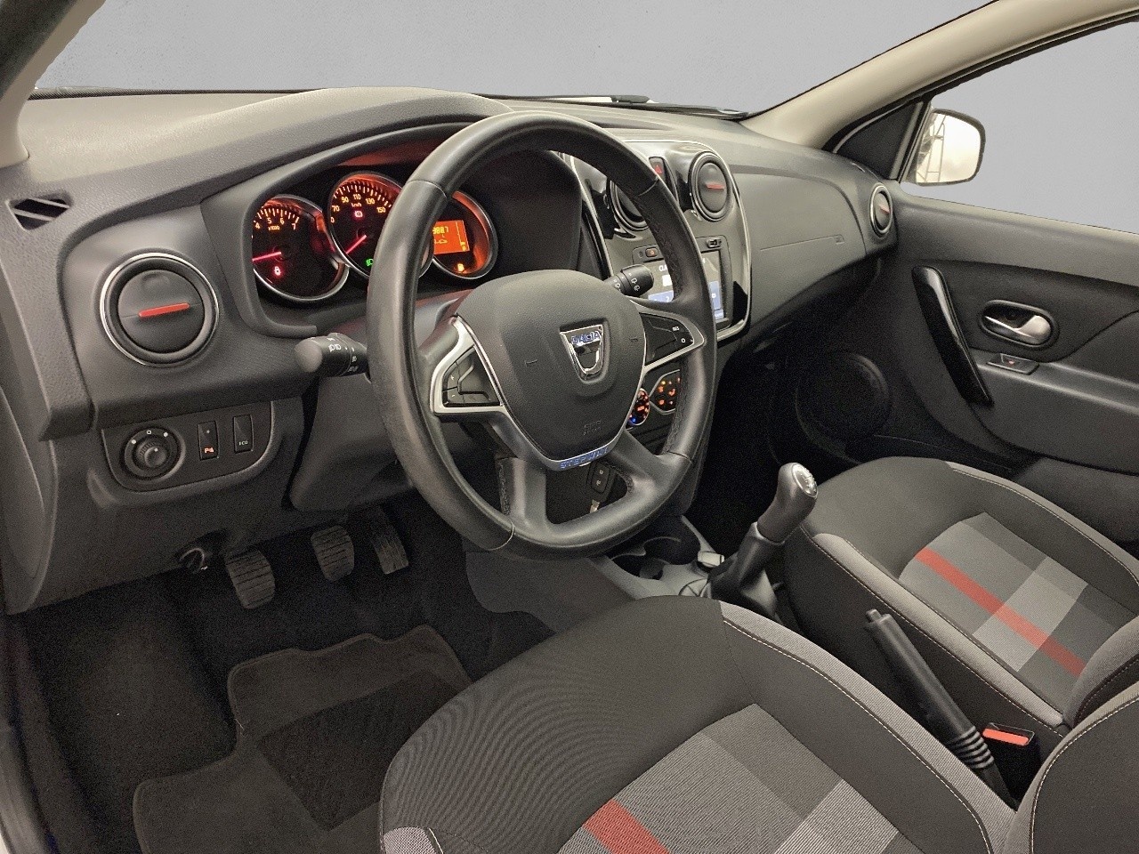 Dacia Sandero Serie Limitada Xplore TCe 66 kW (90 CV) - 4