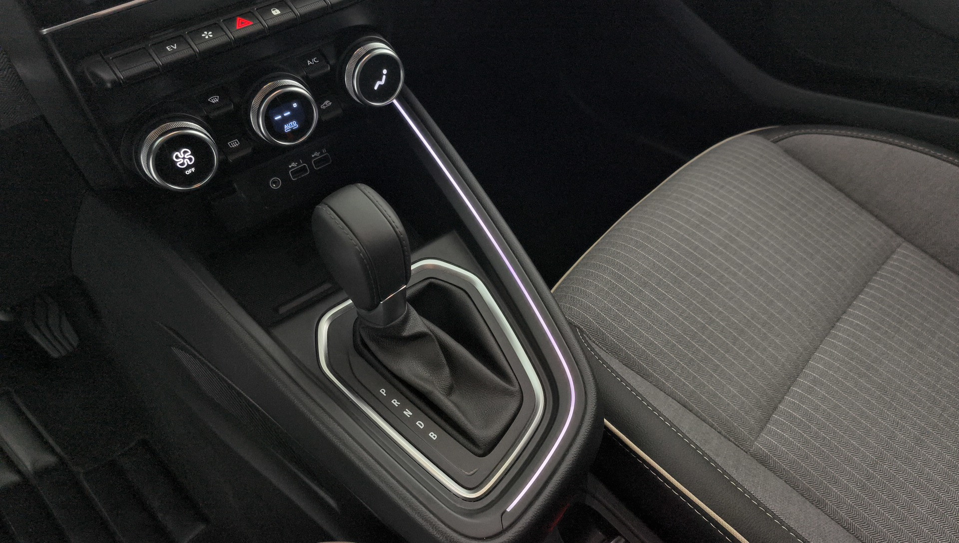 Renault Clio E-Tech full hybrid 145 Techno 105 kW (143 CV) - 24