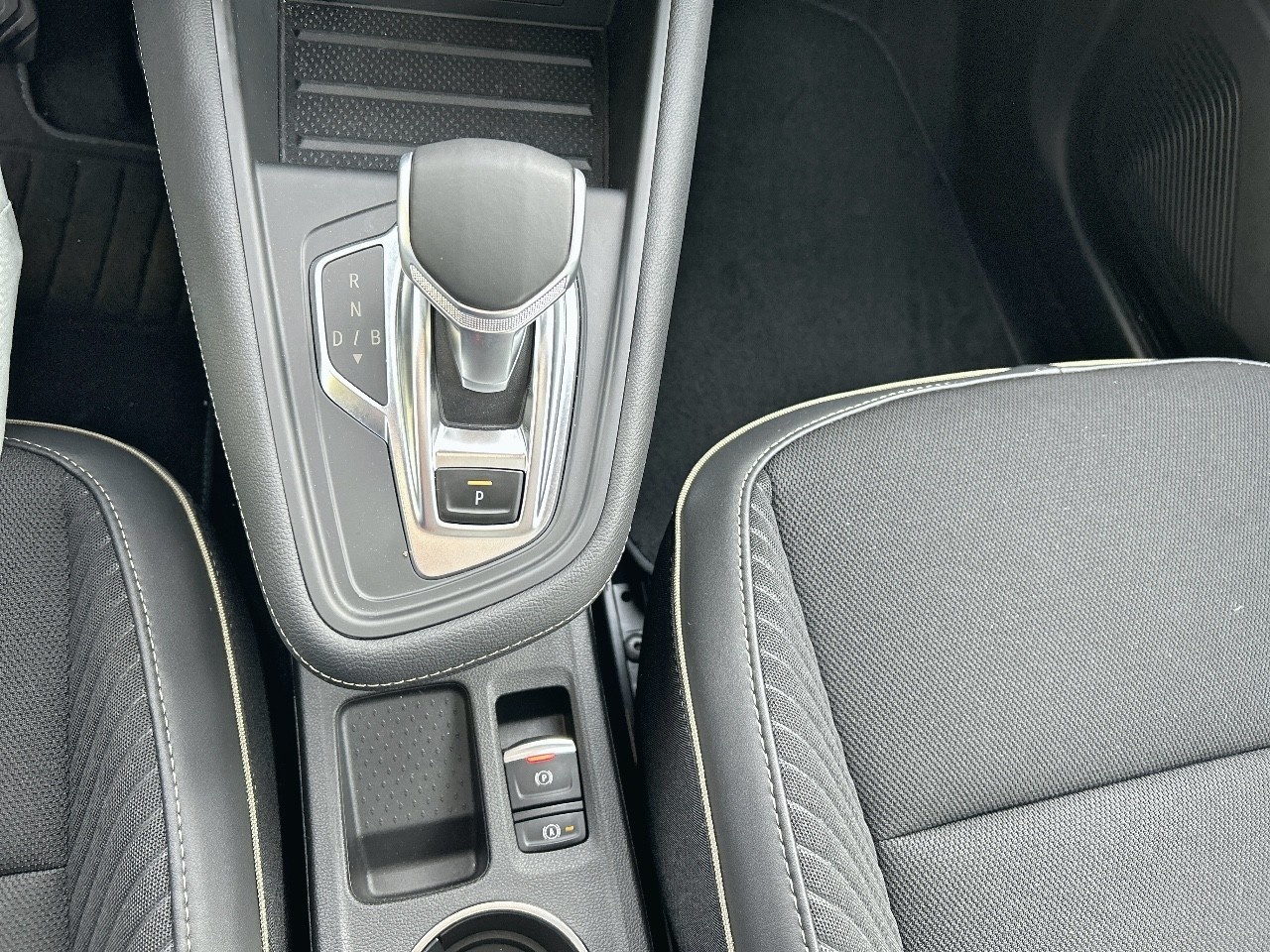 Renault Symbioz Iconic E-Tech full hybrid 107 kW (145 CV) - 10