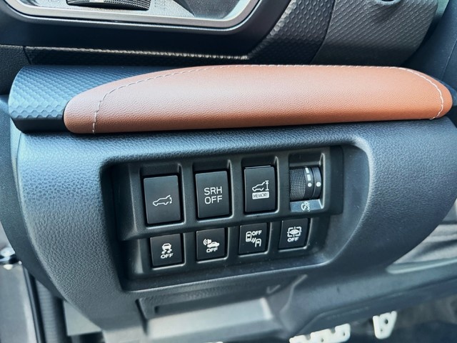 SubaruForester 2.0i Hybrid Executive Plus CVT 110 kW (150 CV) Vehículo usado en Barcelona - 17