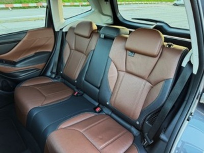 Subaru Forester 2.0i Hybrid Executive Plus CVT 110 kW (150 CV) Subaru Forester 2.0i Hybrid Executive Plus CVT 110 kW (150 CV)