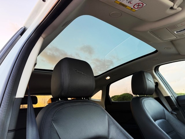 JaguarE-PACE 2.0D MHEV SE 4WD Auto 120 kW (163 CV) Vehículo usado en Barcelona - 12