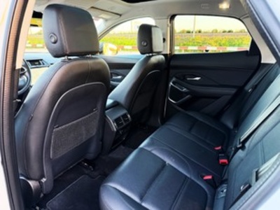 Jaguar E-PACE 2.0D MHEV SE 4WD Auto 120 kW (163 CV) Jaguar E-PACE 2.0D MHEV SE 4WD Auto 120 kW (163 CV)