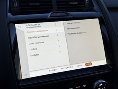 Jaguar E-PACE 2.0D MHEV SE 4WD Auto 120 kW (163 CV) Jaguar E-PACE 2.0D MHEV SE 4WD Auto 120 kW (163 CV)