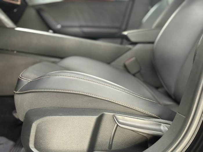 CUPRALeon Sportstourer 1.5 eTSI DSG 110 kW (150 CV) Vehículo usado en Barcelona - 15 CUPRALeon Sportstourer 1.5 eTSI DSG 110 kW (150 CV) Vehículo usado en Barcelona - 15