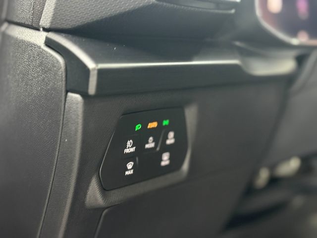 CUPRALeon Sportstourer 1.5 eTSI DSG 110 kW (150 CV)  Vehículo usado en Barcelona - 16