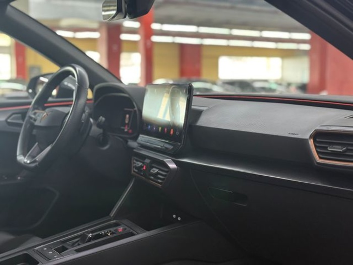 CUPRALeon Sportstourer 1.5 eTSI DSG 110 kW (150 CV) Vehículo usado en Barcelona - 19 CUPRALeon Sportstourer 1.5 eTSI DSG 110 kW (150 CV) Vehículo usado en Barcelona - 19