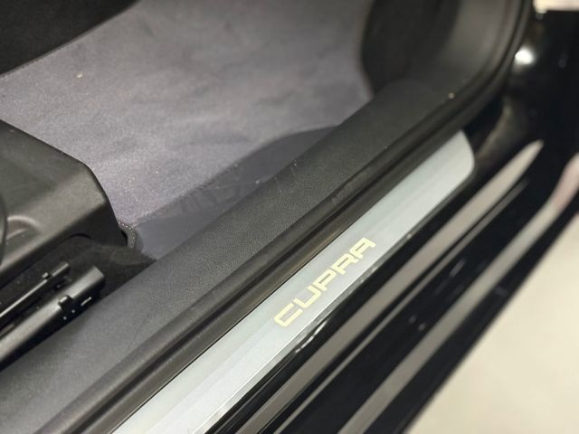 CUPRALeon Sportstourer 1.5 eTSI DSG 110 kW (150 CV)  Vehículo usado en Barcelona - 21