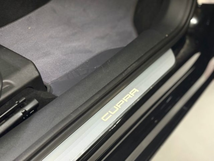 CUPRALeon Sportstourer 1.5 eTSI DSG 110 kW (150 CV) Vehículo usado en Barcelona - 21 CUPRALeon Sportstourer 1.5 eTSI DSG 110 kW (150 CV) Vehículo usado en Barcelona - 21