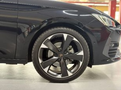 CUPRA Leon Sportstourer 1.5 eTSI DSG 110 kW (150 CV) CUPRA Leon Sportstourer 1.5 eTSI DSG 110 kW (150 CV)