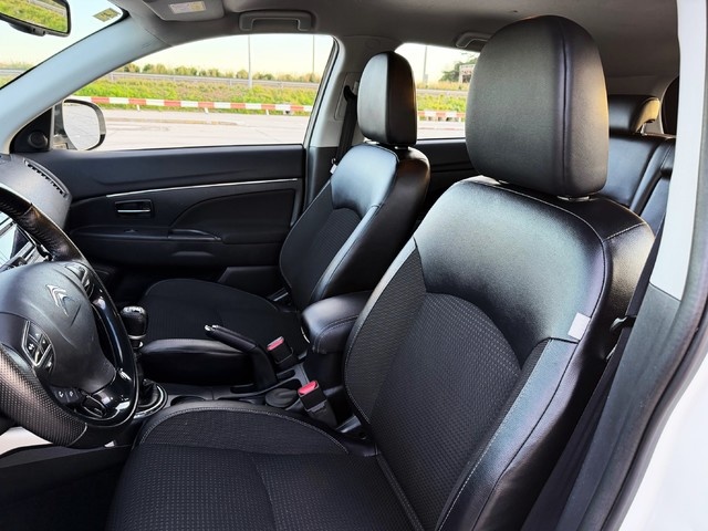 CitroenC4 Aircross 1.6 HDi Exclusive 84 kW (114 CV) Vehículo usado en Barcelona - 4