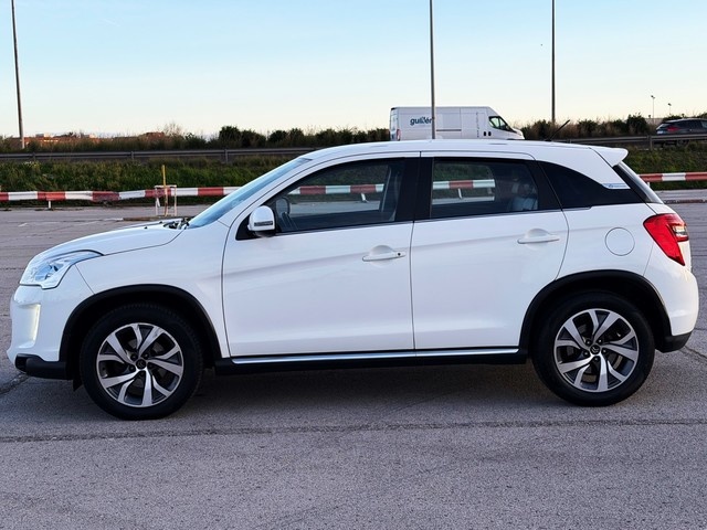 CitroenC4 Aircross 1.6 HDi Exclusive 84 kW (114 CV) Vehículo usado en Barcelona - 9