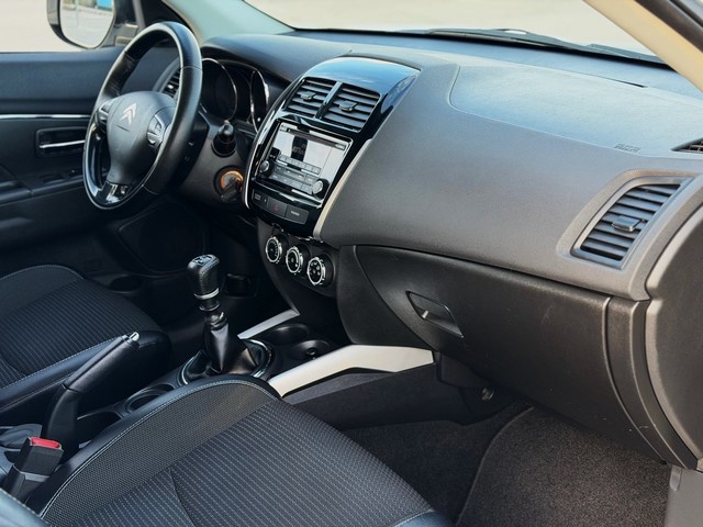 CitroenC4 Aircross 1.6 HDi Exclusive 84 kW (114 CV) Vehículo usado en Barcelona - 27