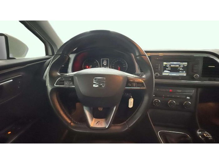 SEATLeón 2.0 TDI S&S FR 110 kW (150 CV) Vehículo usado en Barcelona - 13 SEATLeón 2.0 TDI S&S FR 110 kW (150 CV) Vehículo usado en Barcelona - 13