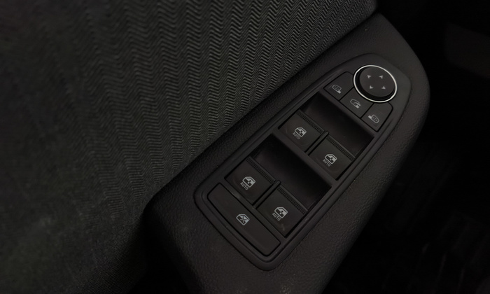 Renault Clio E-Tech full hybrid 145 Techno 105 kW (143 CV) - 25 Renault Clio E-Tech full hybrid 145 Techno 105 kW (143 CV) - 25