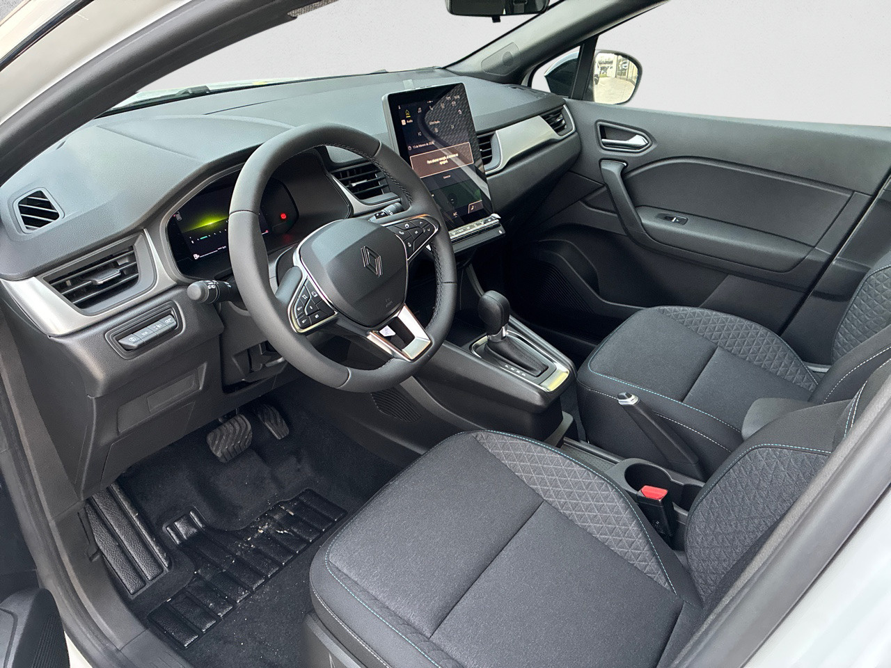 Renault Captur Evolution TCE 160 Mild Hybrid 118 kW (160 CV) EDC - 4